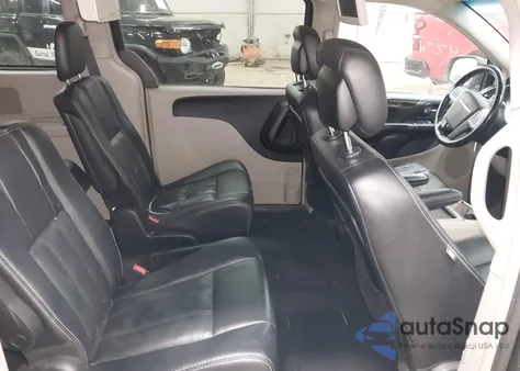 2014 Chrysler Town & Country Touring из США, поврежденный, VIN 2C4RC1BG8ER138638